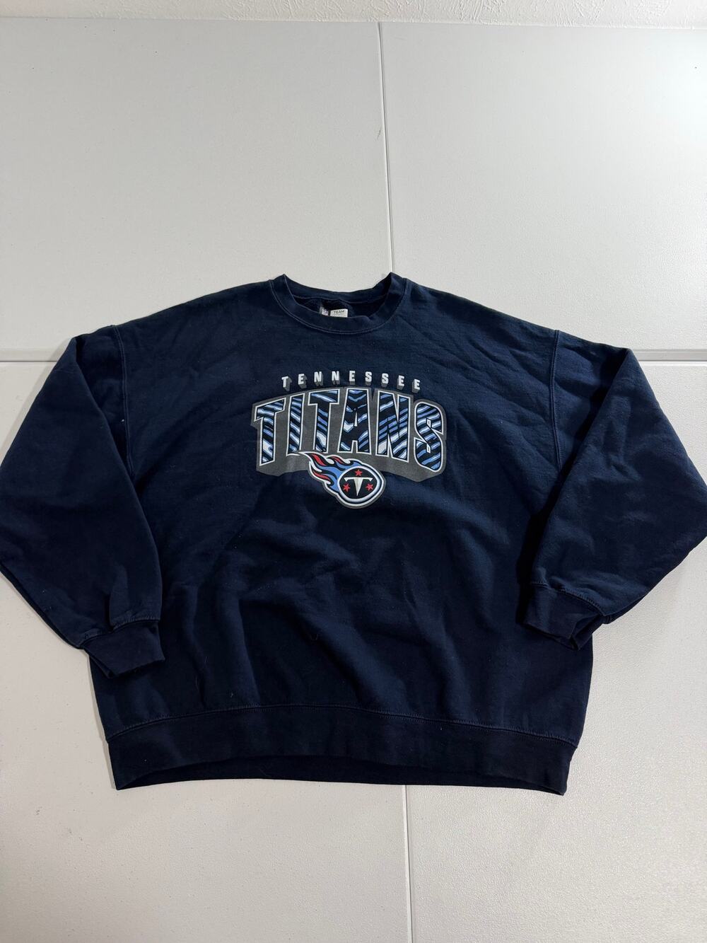 Zubaz Tennessee Titans Sweatshirt Womens XL Navy Blue Crewneck NFL Zebra Stripe